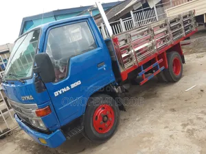 Toyota Dyna 200 Direct Hand Six Tyres With Big Bucket Petrol