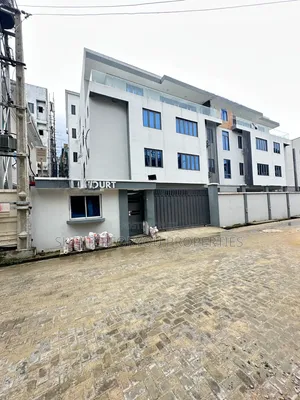 3bdrm Apartment in Lekki Phase 1 for sale