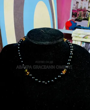 Black Matte Neckpiece