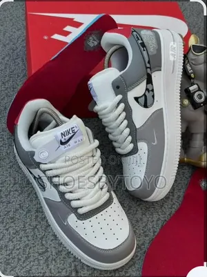 Nike Sneakers