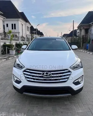Hyundai Santa Fe 2016 White