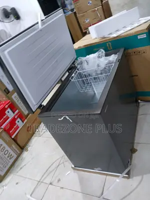 Hisense FC340SHI Large 249L Chest Freezer
