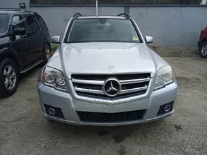 Mercedes-Benz GLK-Class 2011 Silver