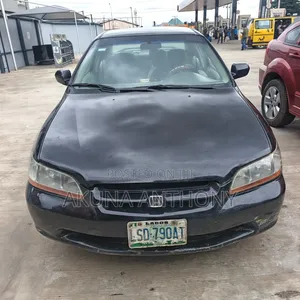 Honda Accord 1999 Black