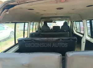 Toyota HiAce 2011 White