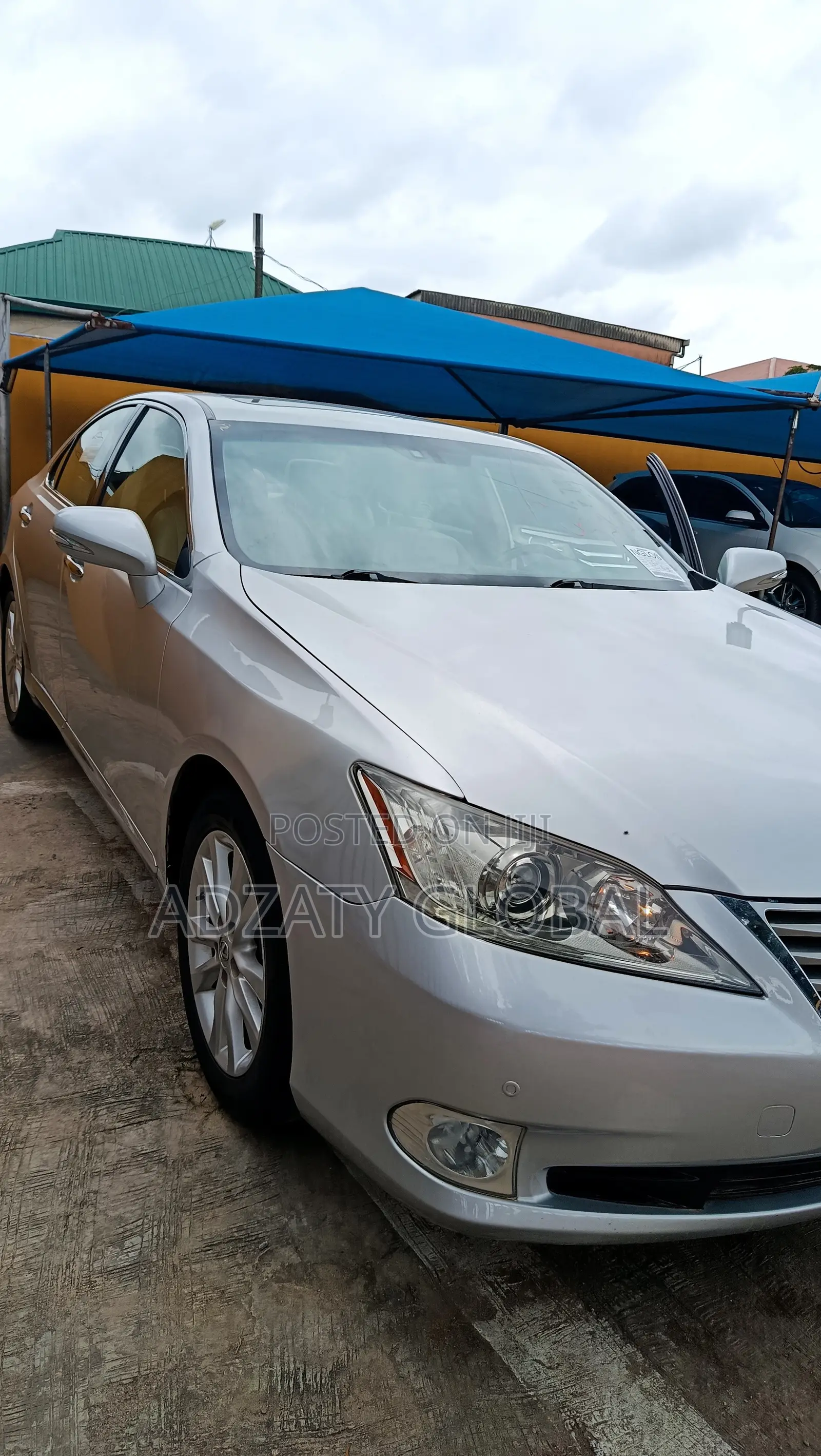Lexus ES 2012 Silver