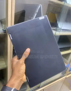 Laptop Lenovo A8 4GB Intel Core 5 SSD 128GB