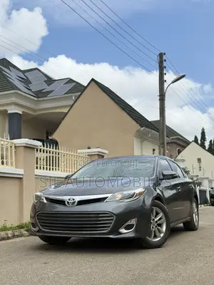 Toyota Avalon XLE FWDSedan (3.6L 6cyl 6A) 2016 Gray