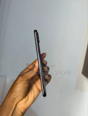 Apple iPhone X 64 GB Black