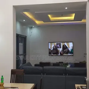 5bdrm Duplex in Ikeja Gra for sale