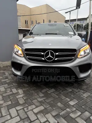 Mercedes-Benz GLE-Class GLE 400 4MATIC 2016 Silver