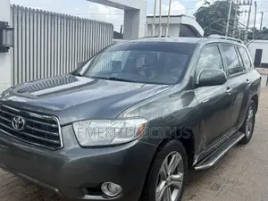 Toyota Highlander Limited 2011 Green