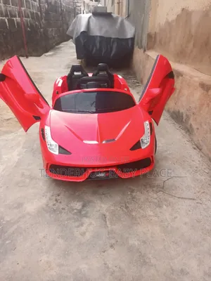 UK Used Kids Ferrari Electric Ride on Car
