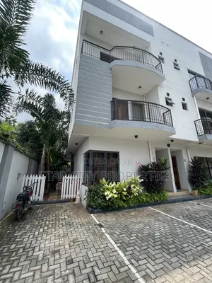 4bdrm Townhouse / Terrace in Ikeja Lagos for rent