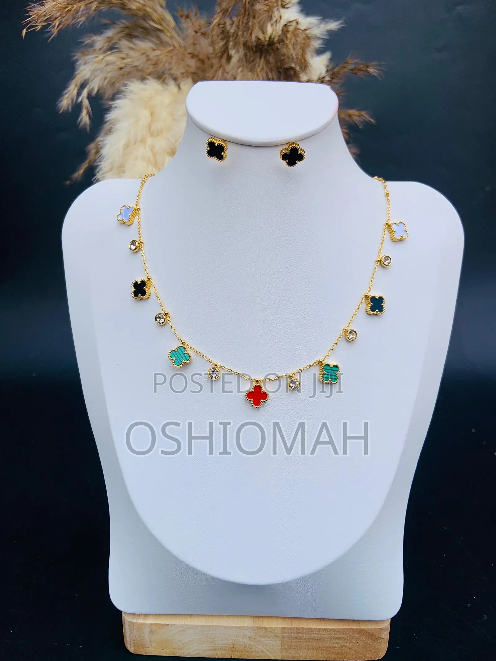 Neckchains