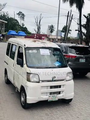Suzuki Every 2008 White