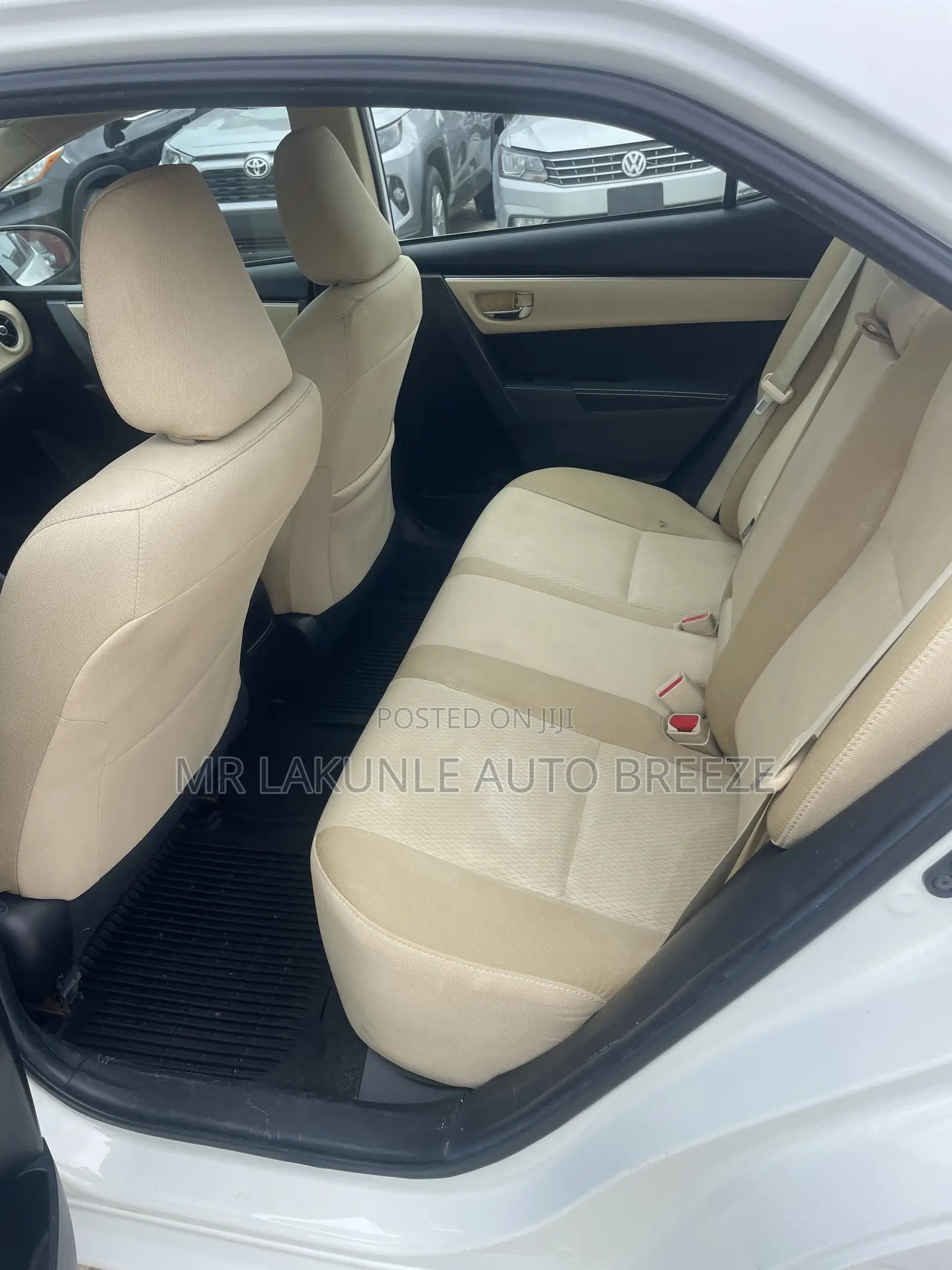 Toyota Corolla 2018 White