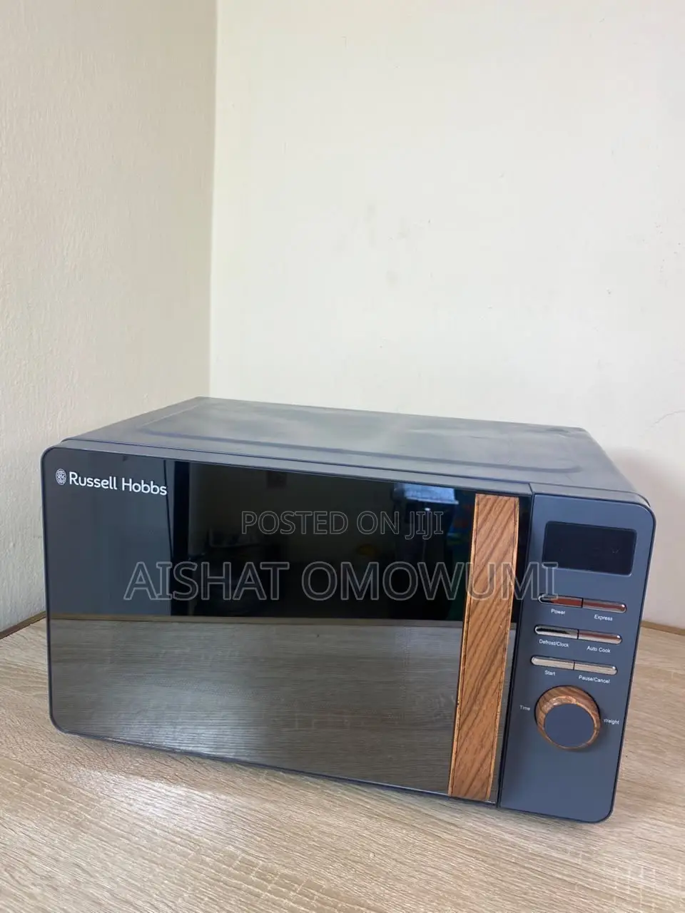 Russel Hobs Microwave