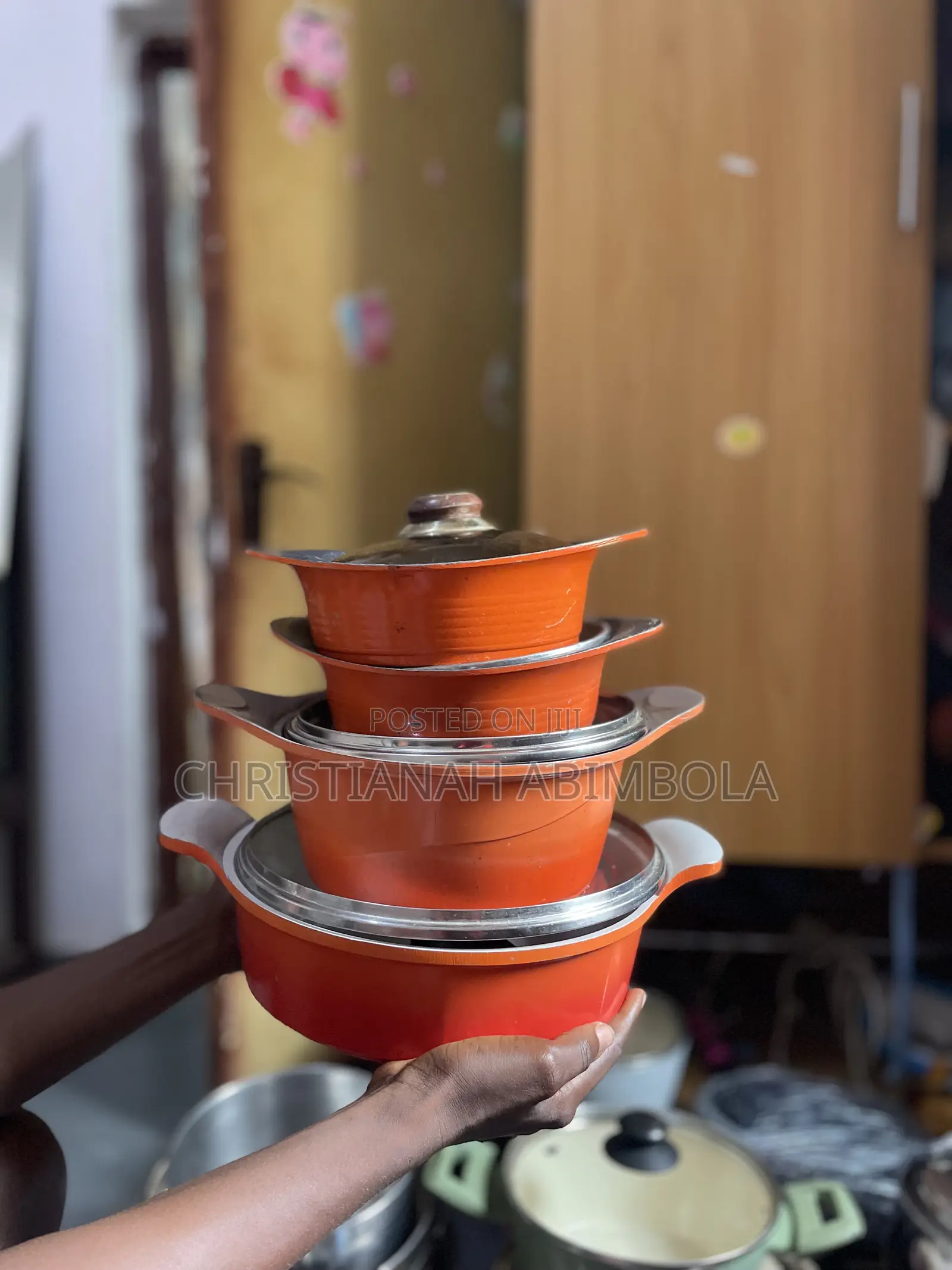 Neatly Used 4-Piece Cooking Pot Set