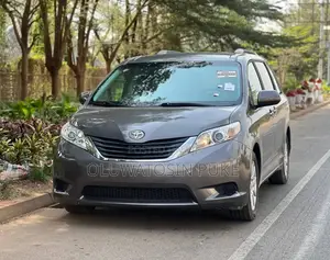Toyota Sienna 2014 Gray