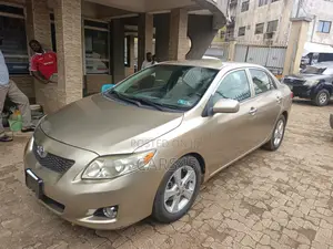 Toyota Corolla 2009 Gold