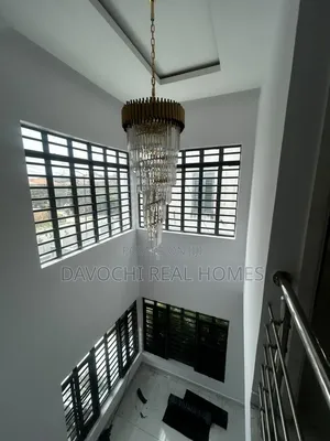 5bdrm Duplex in Lekki Phase 1 for rent