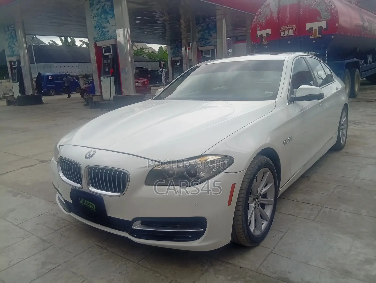 BMW 525i 2014 White