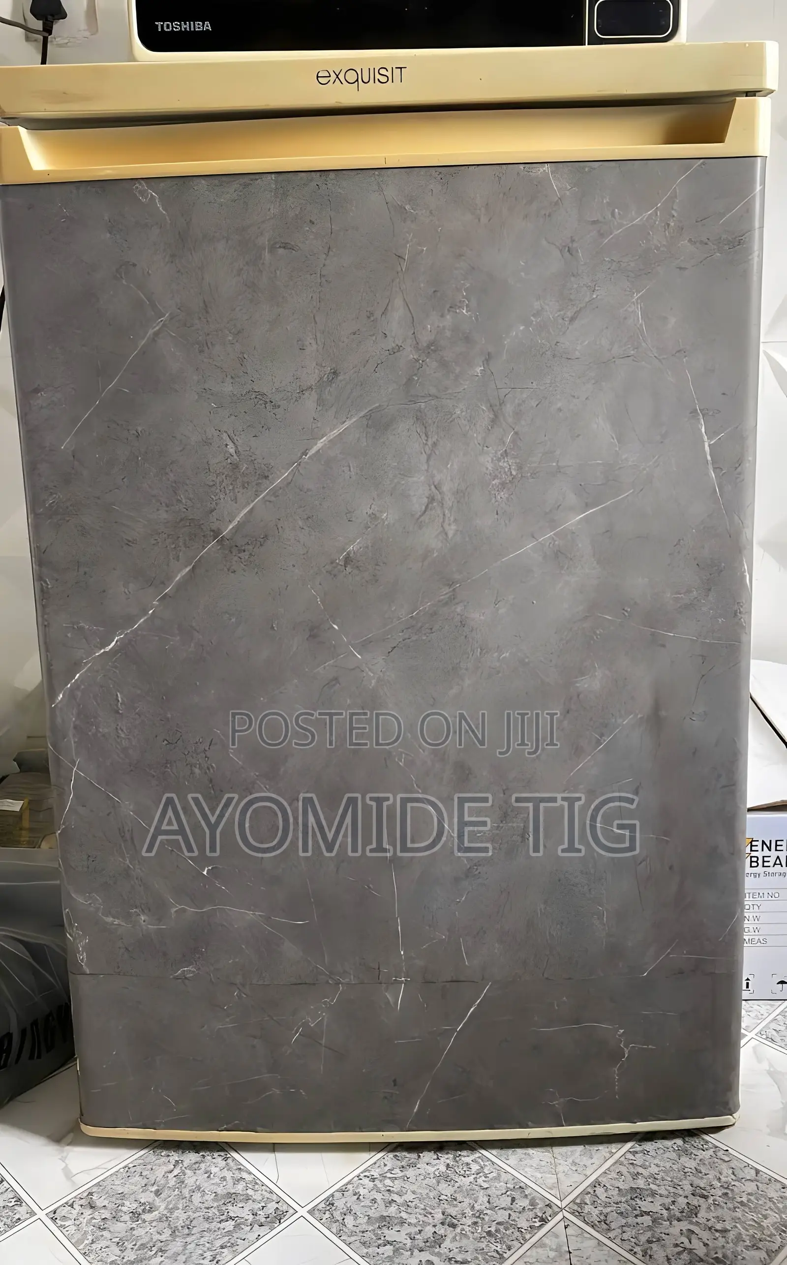 Tabletop Fridge Exquisit Refrigerator
