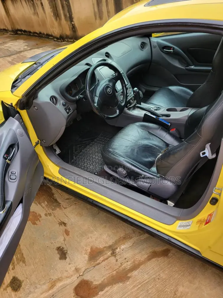 Toyota Celica 2003 Yellow
