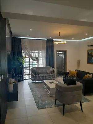 5bdrm Townhouse / Terrace in Ikeja Lagos for rent
