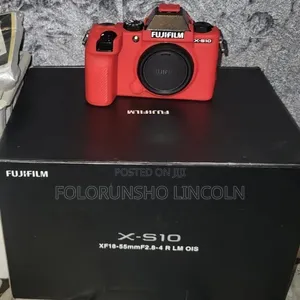 Fujifilm Xs10 With Ziess 32mm F1.8