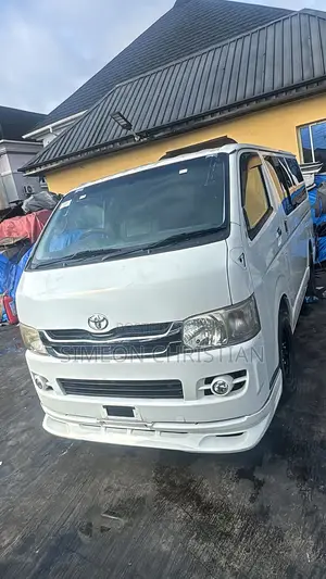 Toyota HiAce 2008 White
