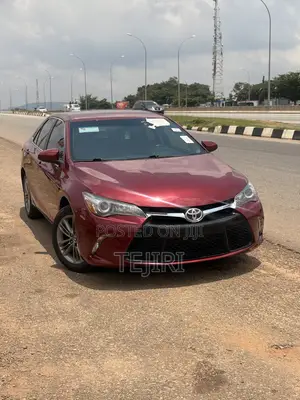 Toyota Camry SE 4dr Sedan (2.5L 4cyl 6A) 2016 Red