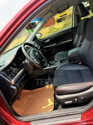 Toyota Camry SE 4dr Sedan (2.5L 4cyl 6A) 2016 Red