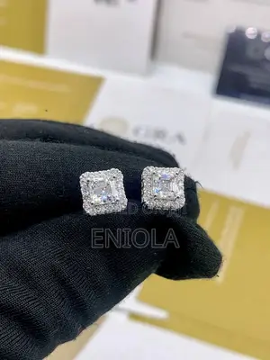 VVS Moissanite Diamond Unisex Earrings