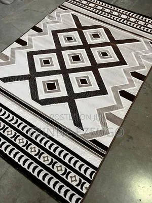 Centre Rugs