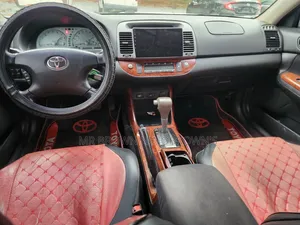 Toyota Camry 2005 Silver