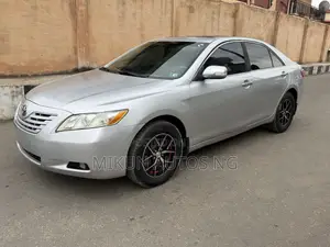 Toyota Camry XLE 4dr Sedan (2.4L 4cyl 5A) 2007 Silver