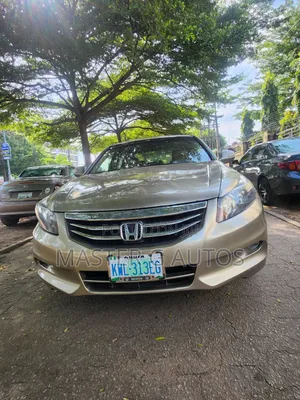 Honda Accord 2009 Gold