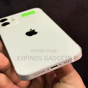 Apple iPhone 12 64 GB White