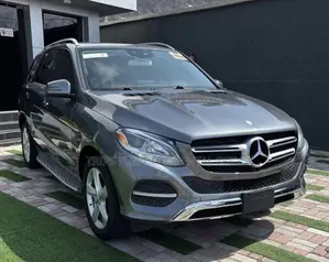 GLE350 Available for Rent on Self Drive