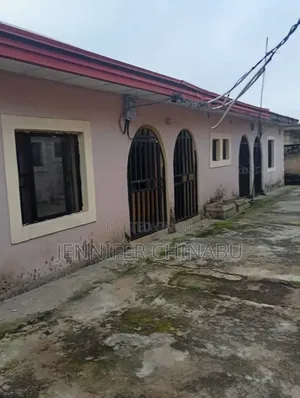 Furnished 9bdrm Bungalow in Dei-Dei for sale
