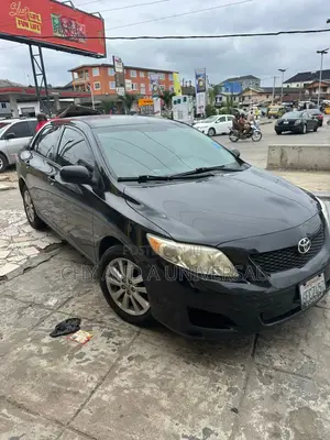 Toyota Corolla 2009 Black