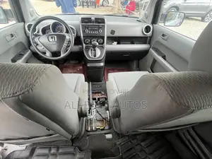 Honda Element 2008 Silver