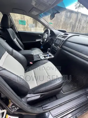 Toyota Camry SE 4dr Sedan (2.5L 4cyl 6A) 2014 Black