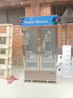 Vertical Showcase Chiller