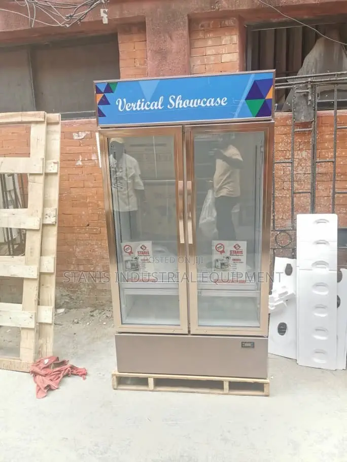 Vertical Showcase Chiller