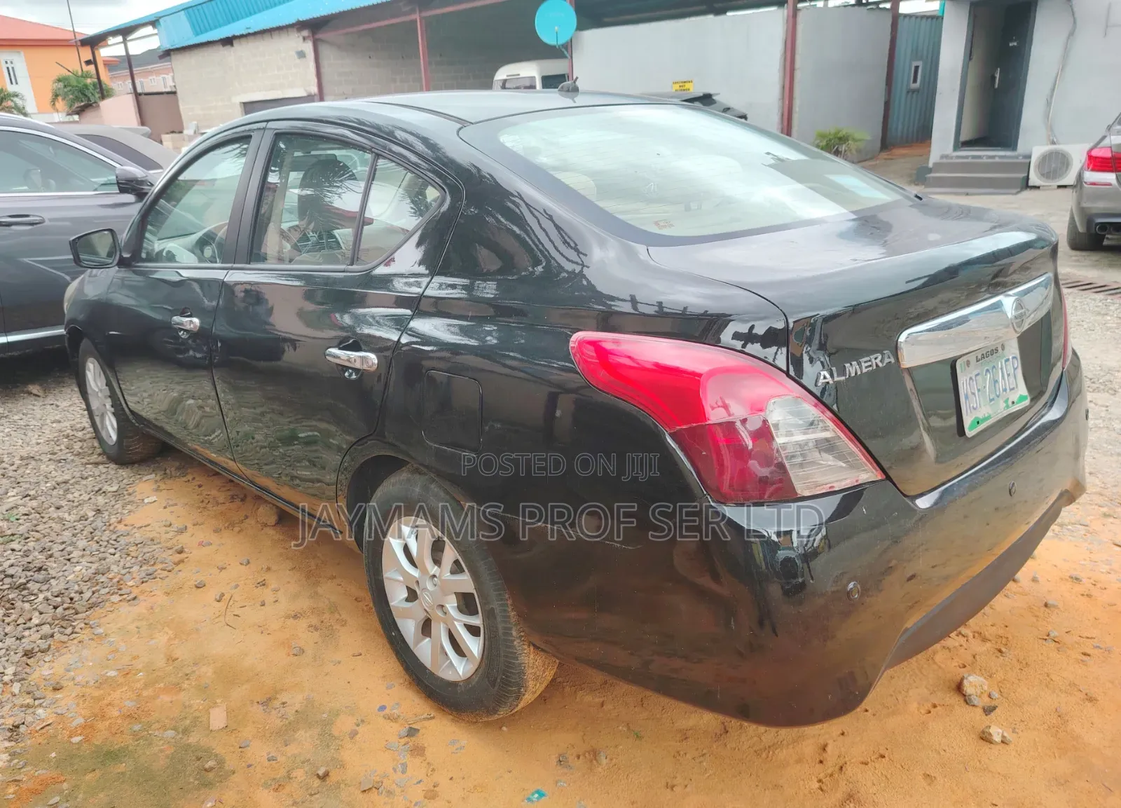 Nissan Almera 2016 Black