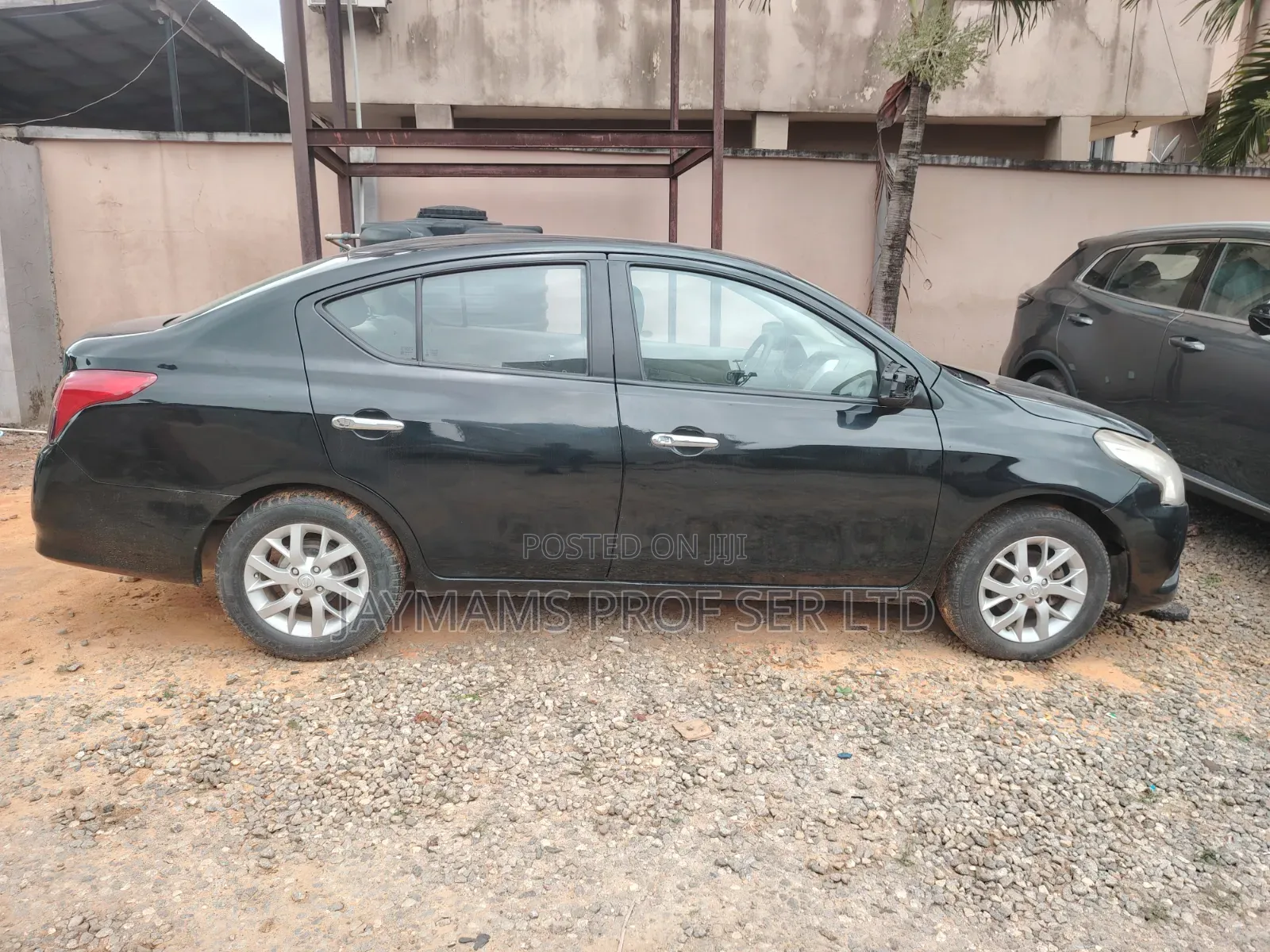 Nissan Almera 2016 Black