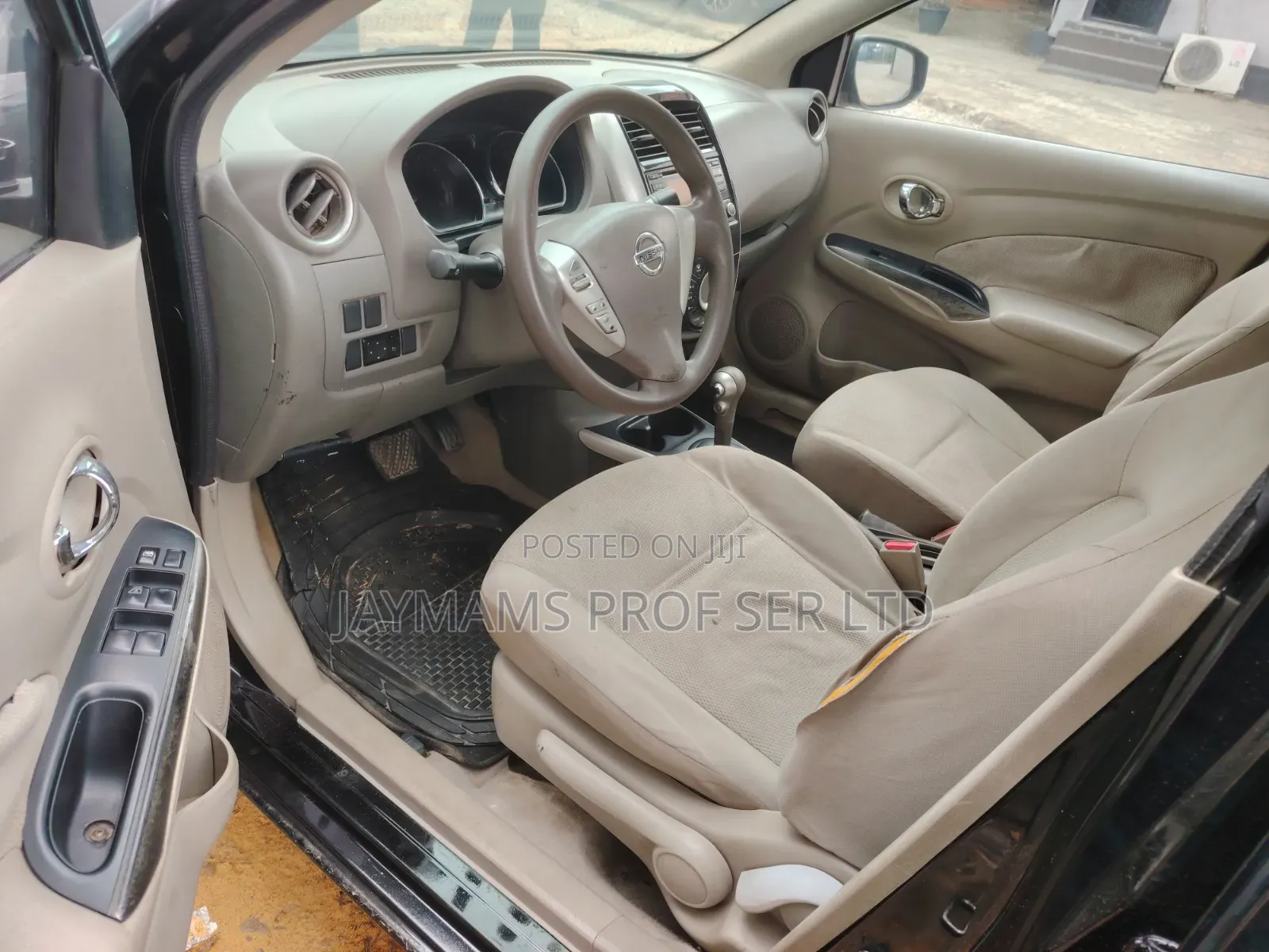 Nissan Almera 2016 Black
